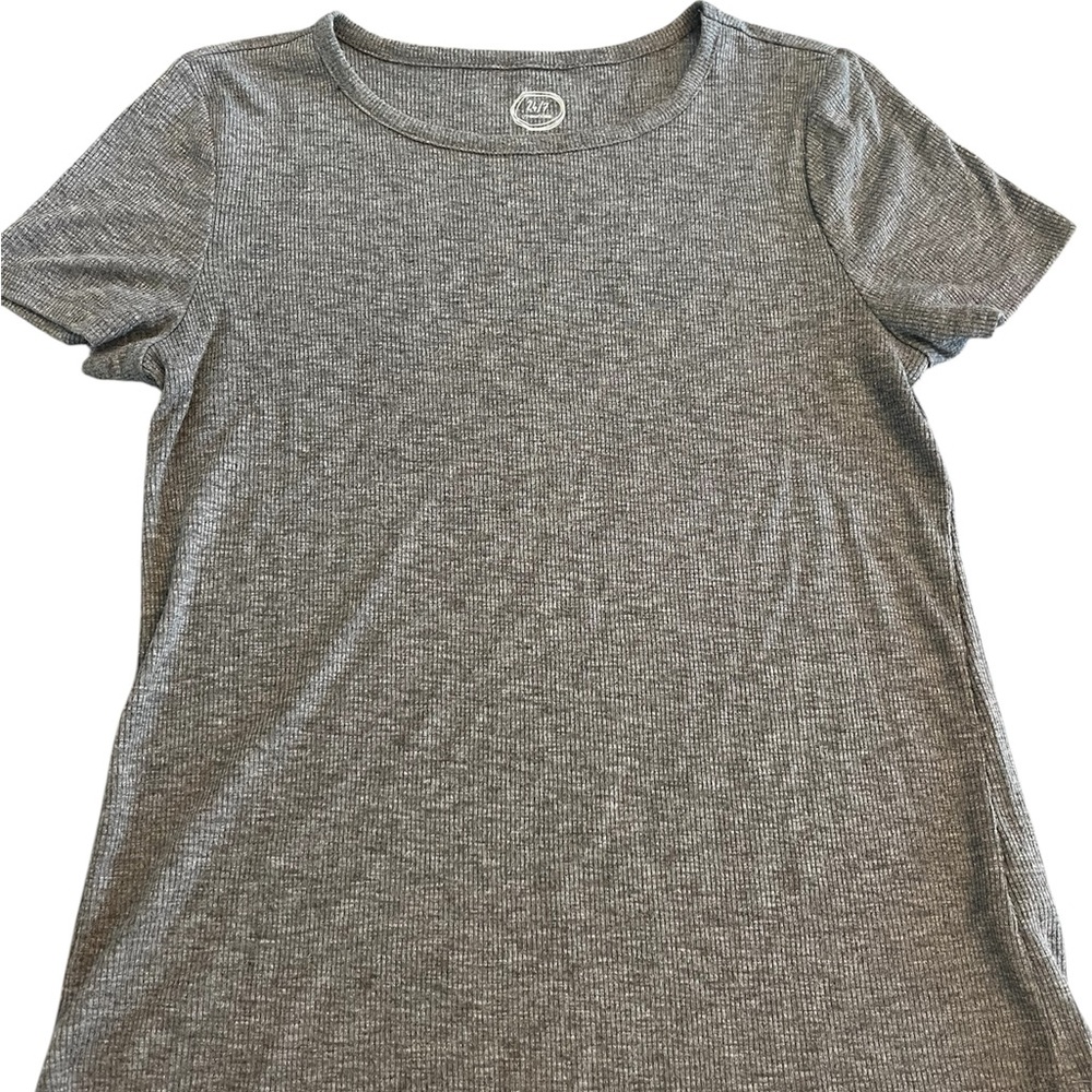 Maurices Heather Gray Ribbed 24/7 Short Sleeve Tee size medium